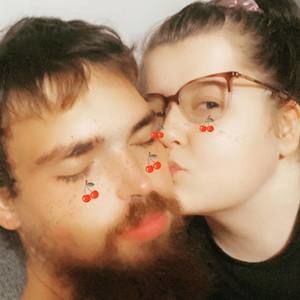 Meet your Posher, Desi